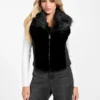 Amari gilet met rits en imitatiebont Amari gilet met rits en imitatiebont
