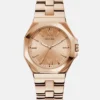 Analoog horloge in roségoudkleur