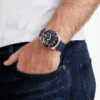 Analoog horloge in roségoudkleurig en blauw siliconen