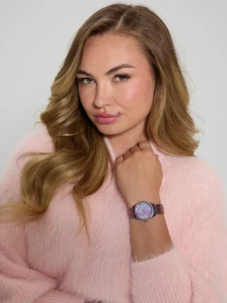 Analoog horloge met iriserende afwerking