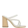 Barper sandalen met bandjes en houten hakken Barper sandalen met bandjes en houten hakken