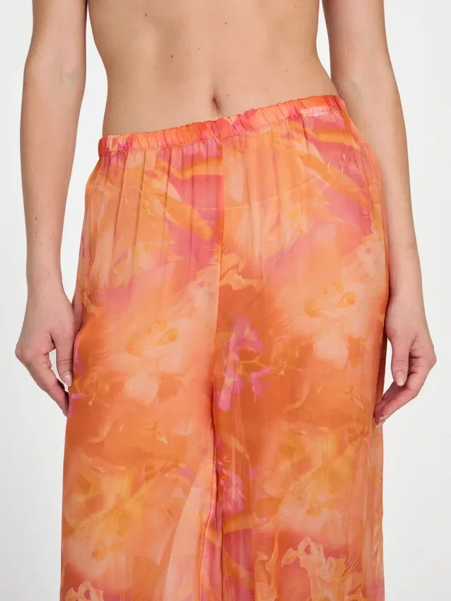Bedrukte broek van chiffon met zijde-mix Bedrukte broek van chiffon met zijde-mix