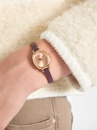 Bordeauxrood lederen analoog horloge