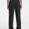 Broek met wijde pijpen Broek met wijde pijpen