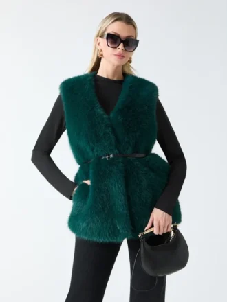 Chloe gilet van imitatiebont