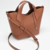 Darcy Logo Mini-Handtasse Darcy Logo Mini-Handtasse