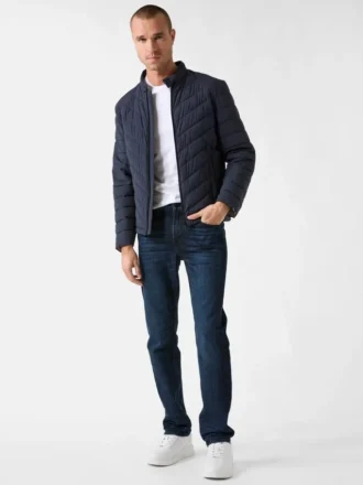 Davis Regular-Fit Jeans