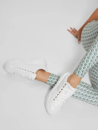 Denesa lage sneakers
