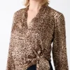 Eco Alanis gewikkelde blouse met print