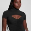 Eco Brienna top met uitsnijdingen Eco Brienna top met uitsnijdingen