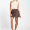 Eco Camryn mini-rok van imitatiesuède Eco Camryn mini-rok van imitatiesuède