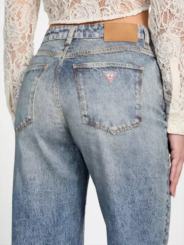 Eco-denimjeans met wijde pijpen Eco-denimjeans met wijde pijpen