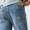Eco Finnley slim-fit taps toelopende Jeans