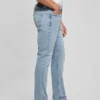 Eco Finnley slim-fit taps toelopende Jeans Eco Finnley slim-fit taps toelopende Jeans