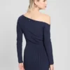 Eco Leiza off-shoulder jurk Eco Leiza off-shoulder jurk