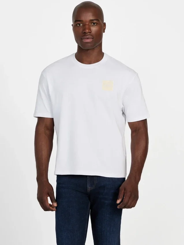 Eco T-shirt met vierkante patch Eco T-shirt met vierkante patch