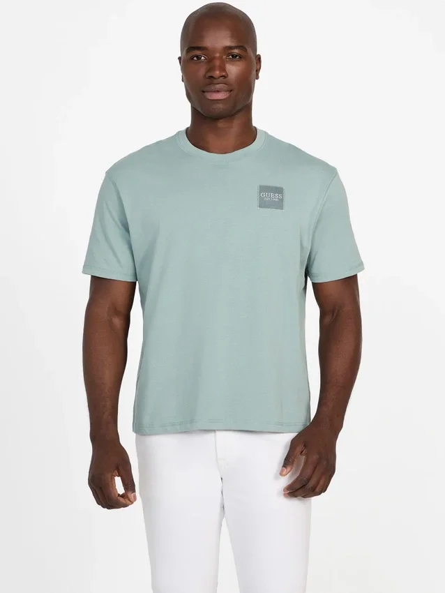 Eco T-shirt met vierkante patch Eco T-shirt met vierkante patch