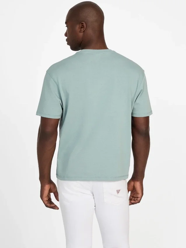 Eco T-shirt met vierkante patch Eco T-shirt met vierkante patch