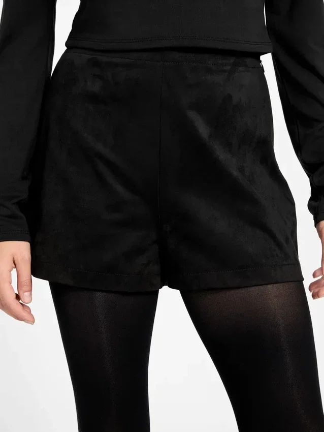 Erin suède short Erin suède short