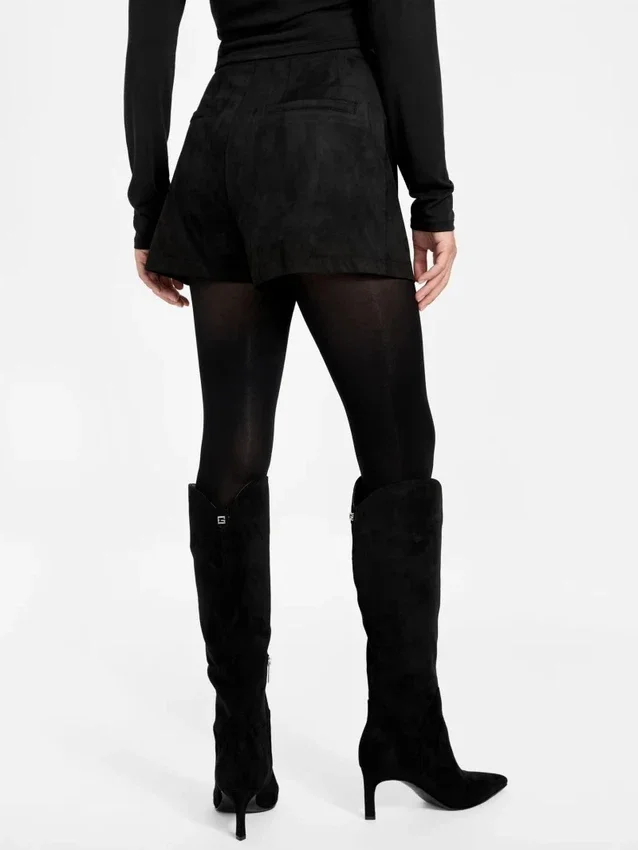 Erin suède short Erin suède short