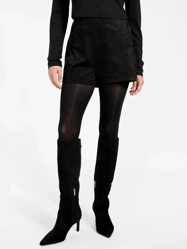 Erin suède short Erin suède short