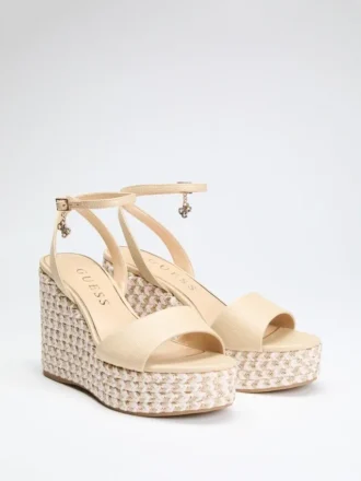 Everly Charm-schoen met sleehak