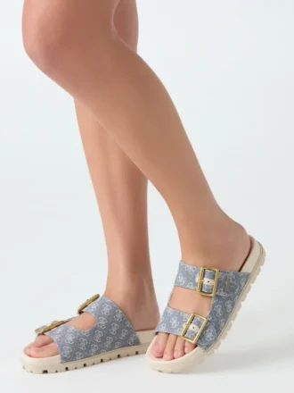 Fasten Raffia-Sandalen