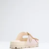 Fasten Raffia-Sandalen
