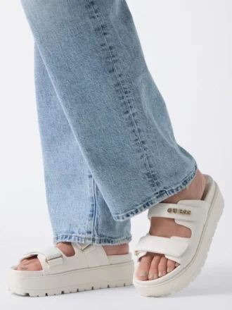 Fasten Sandalen van echt leer