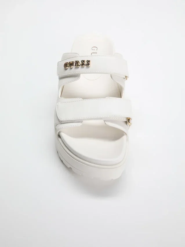 Fasten Sandalen van echt leer Fasten Sandalen van echt leer