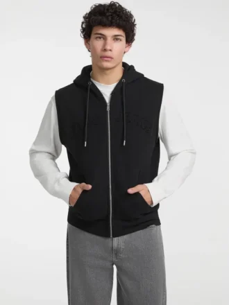 Fleecegilet met capuchon