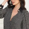Freda-blouse met kettingprint Freda-blouse met kettingprint