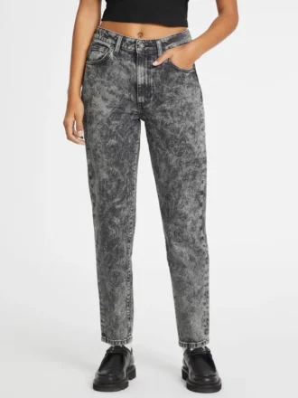 G06 Mom Jeans