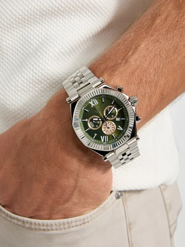 Gc zilverkleurig multifunctioneel horloge Gc zilverkleurig multifunctioneel horloge