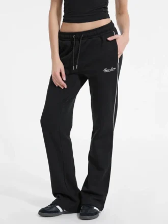 Geborduurde sportbroek