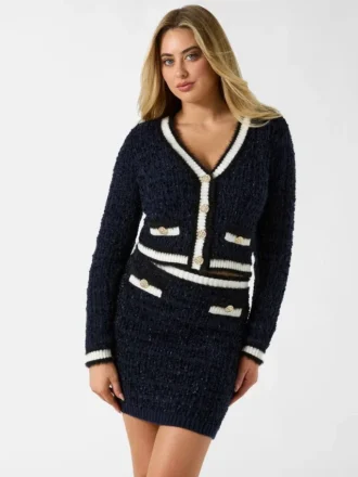 Gesteeld gebreid vest