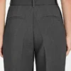Getailleerde stretchbroek met rechte pijpen Getailleerde stretchbroek met rechte pijpen