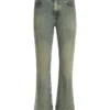 Gewassen denim broek met uitlopende pijpen Gewassen denim broek met uitlopende pijpen