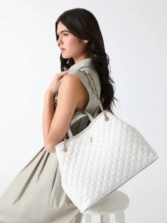 Giully Shopper