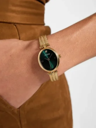 Goudkleurig analoog horloge