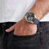 Goudkleurig en blauw siliconen multifunctioneel horloge