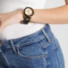Goudkleurig en zwart siliconen analoog horloge