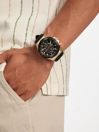Goudkleurig en zwart siliconen chronograafhorloge