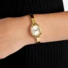 Goudkleurig ovaal analoog horloge
