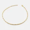Goudkleurige ketting met vierkante schakels