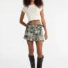 Guess Originals Eco T-shirt met ruwe rand en strass