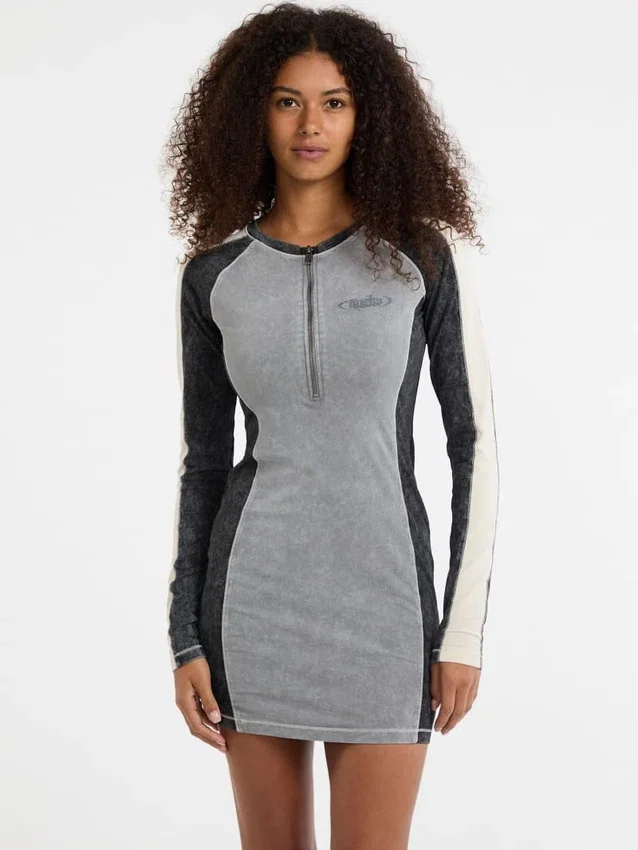 Guess Originals Vintage Raglan-jurk Guess Originals Vintage Raglan-jurk