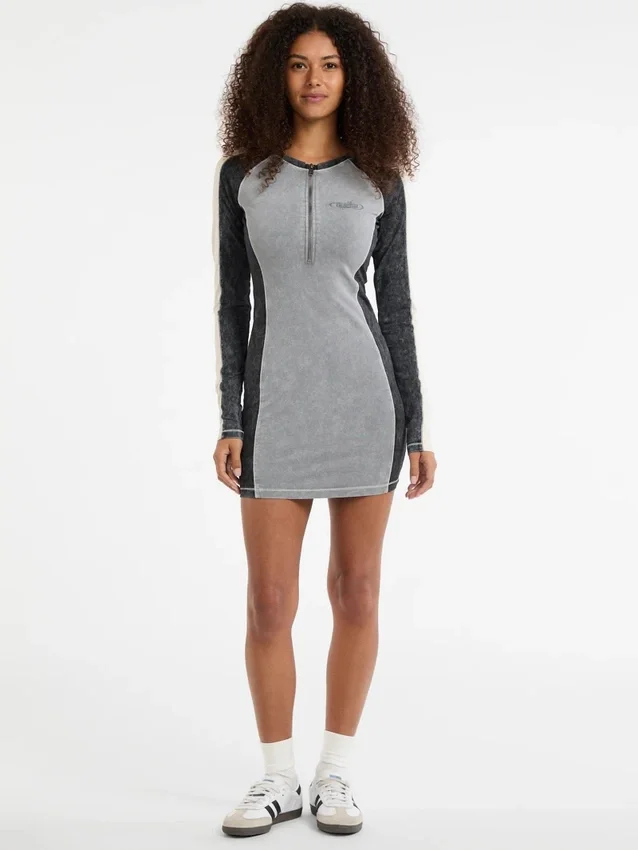 Guess Originals Vintage Raglan-jurk Guess Originals Vintage Raglan-jurk