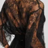 Halfdoorzichtige kanten kimono