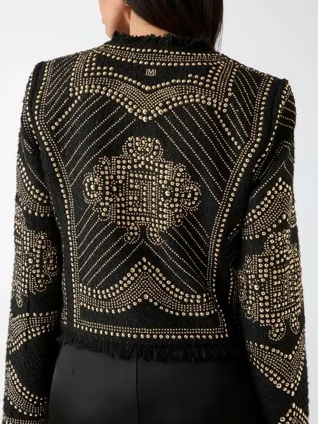 Helene jas met studs en borduursels Helene jas met studs en borduursels